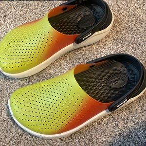 Croc sporty look , neon yellow/green red and black w-7/m-5